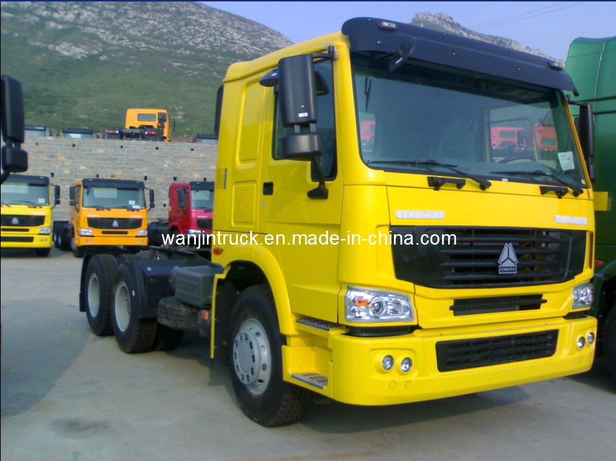 Trailer Hauling Truck